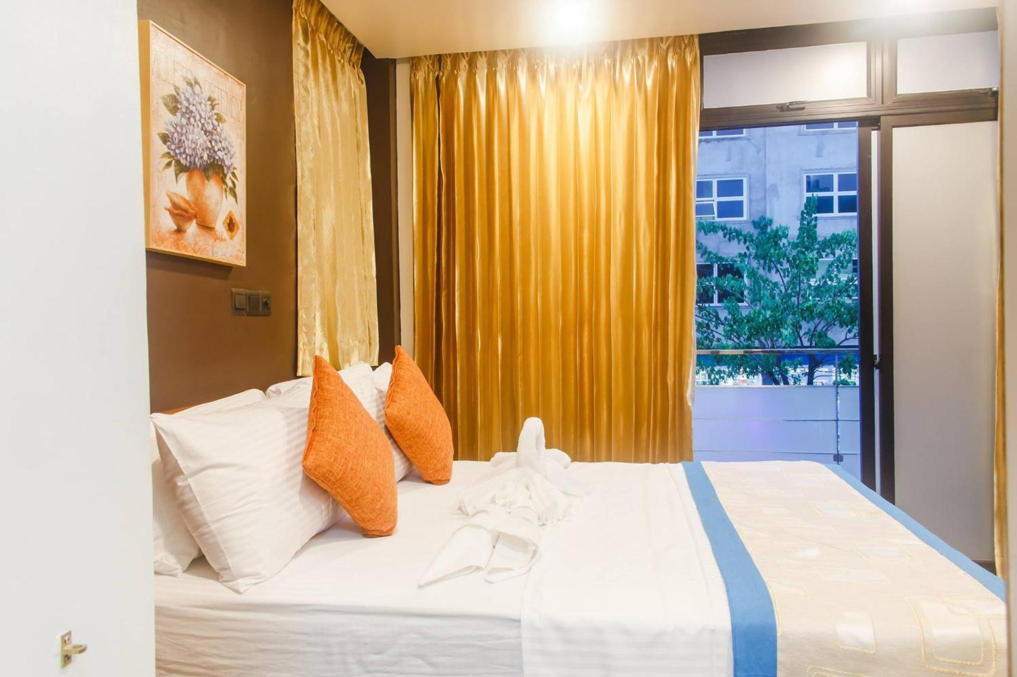 Club Blu Hotel มาเล ภายนอก รูปภาพ