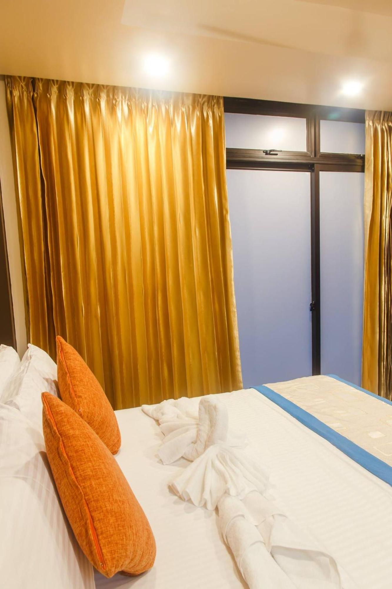 Club Blu Hotel มาเล ภายนอก รูปภาพ